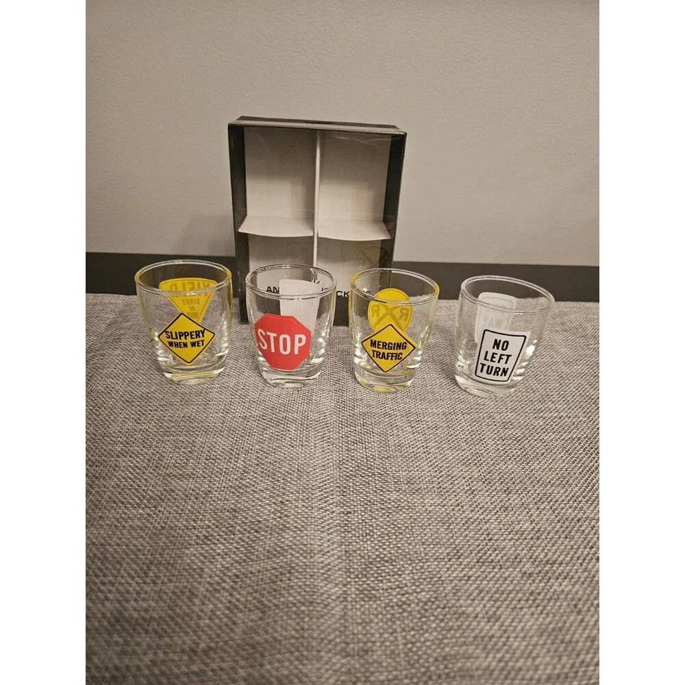 Anchor Hocking Vintage Traffic Road Street Signs 4 Shot Glasses Set in Box